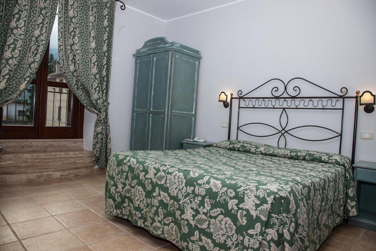 Hotel Il Tiglio (Adults Only) Castel Di Sangro Eksteriør bilde