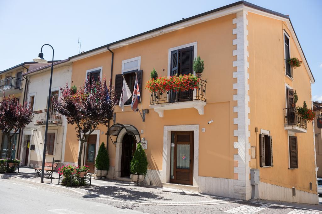Hotel Il Tiglio (Adults Only) Castel Di Sangro Eksteriør bilde