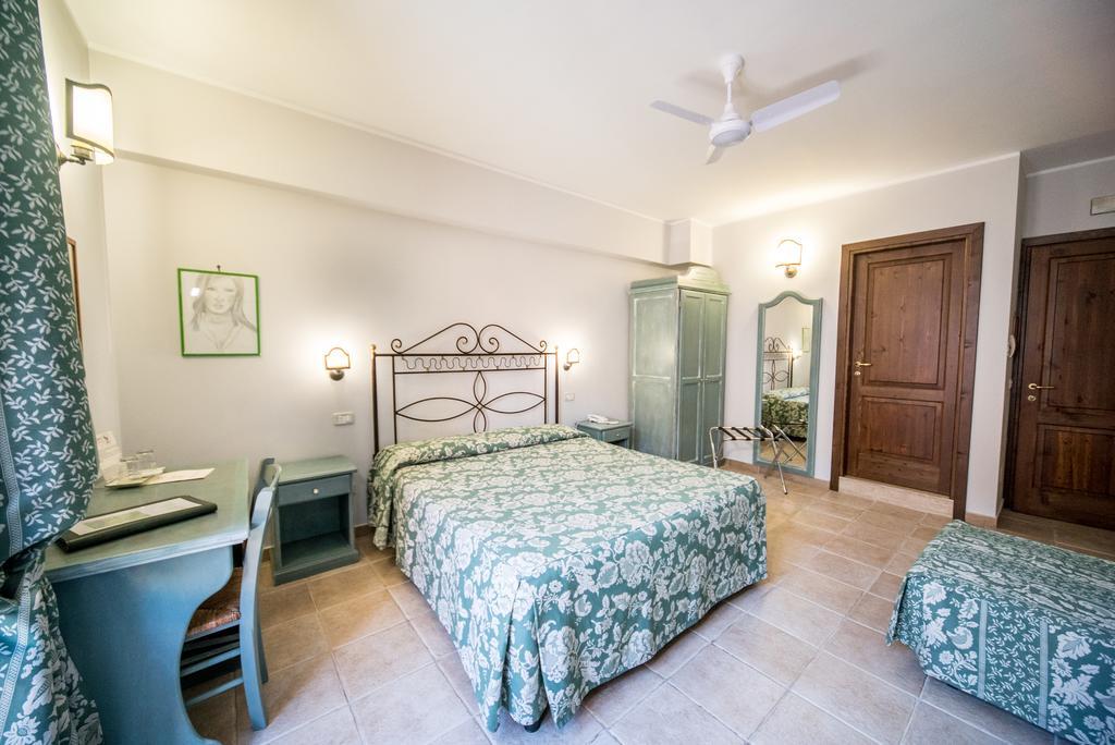 Hotel Il Tiglio (Adults Only) Castel Di Sangro Eksteriør bilde